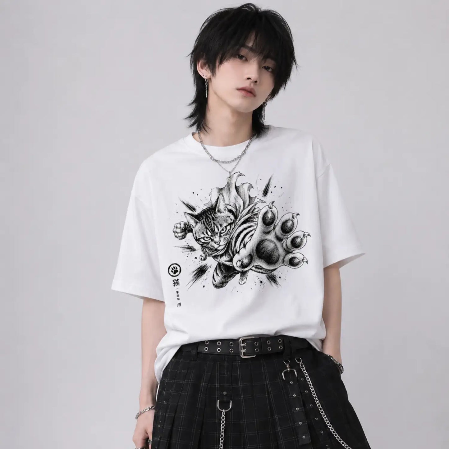 Fierce Paw Strike Japanese Cat T-Shirt